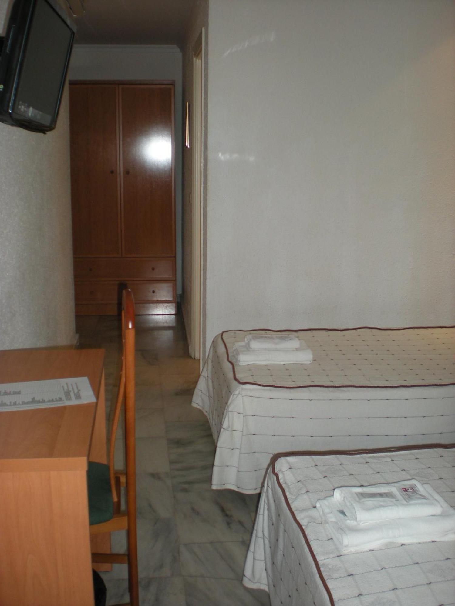Hotel New Sanz Torremolinos Bagian luar foto