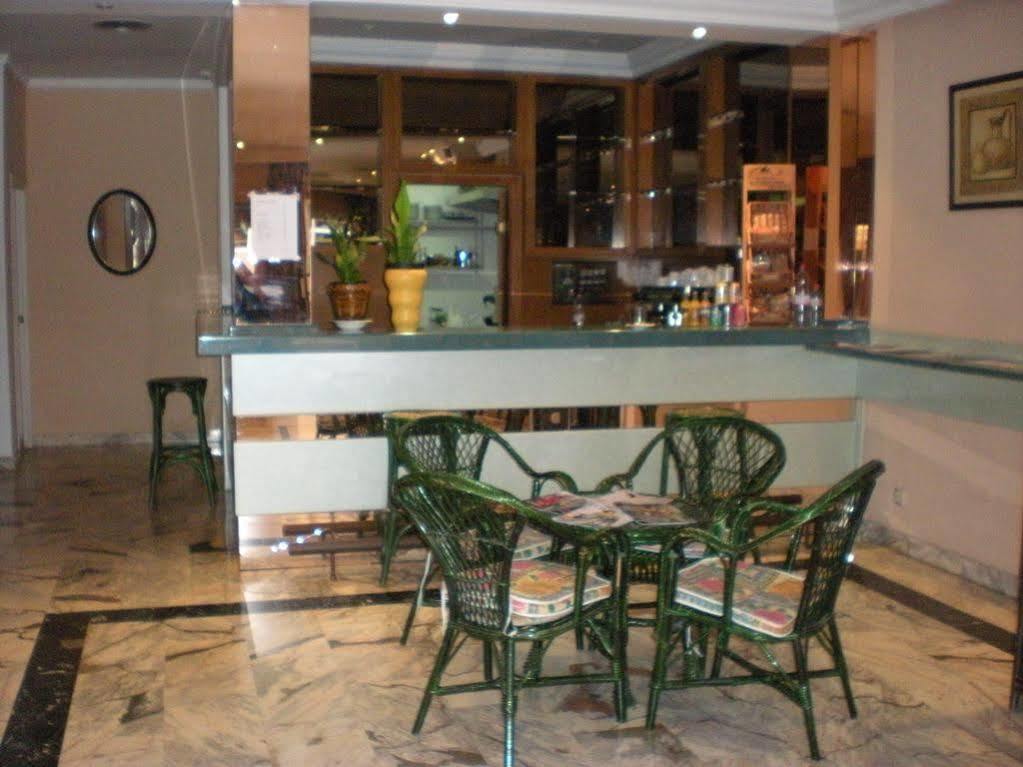 Hotel New Sanz Torremolinos Bagian luar foto